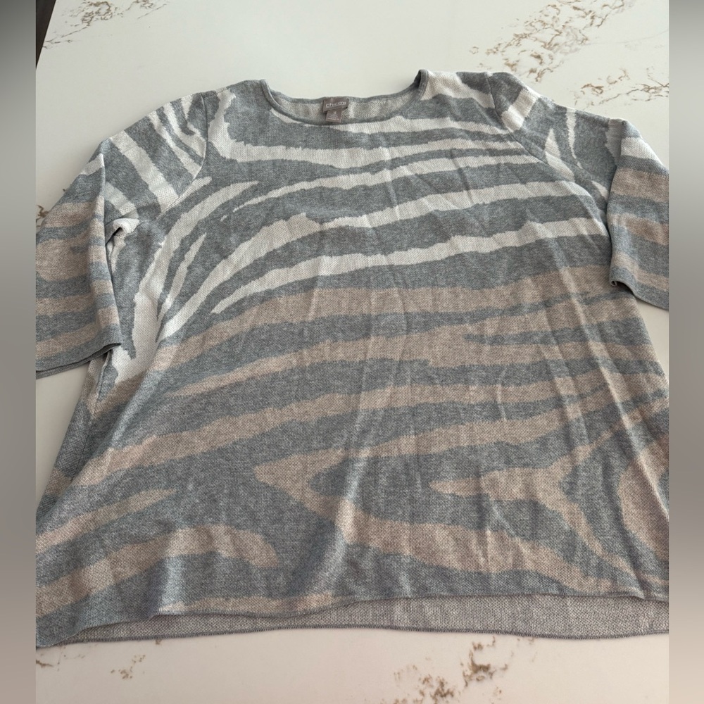 Chico's Gray and Cream Knit Top